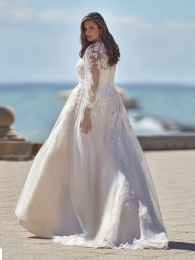 Amelie 35013 back.jpg